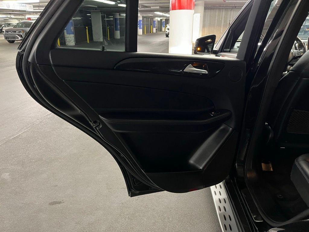 used 2018 Mercedes-Benz GLE 350 car, priced at $25,500