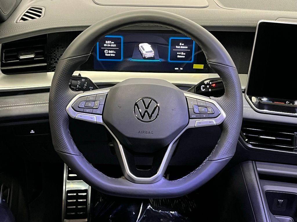 new 2025 Volkswagen Tiguan car, priced at $39,269