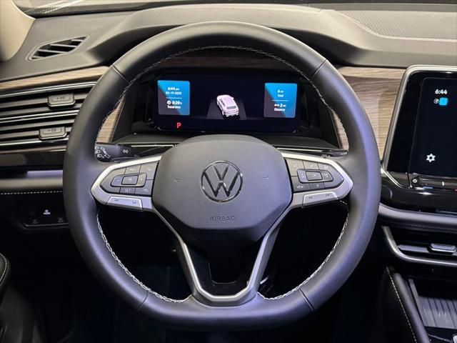 new 2025 Volkswagen Atlas car, priced at $47,075