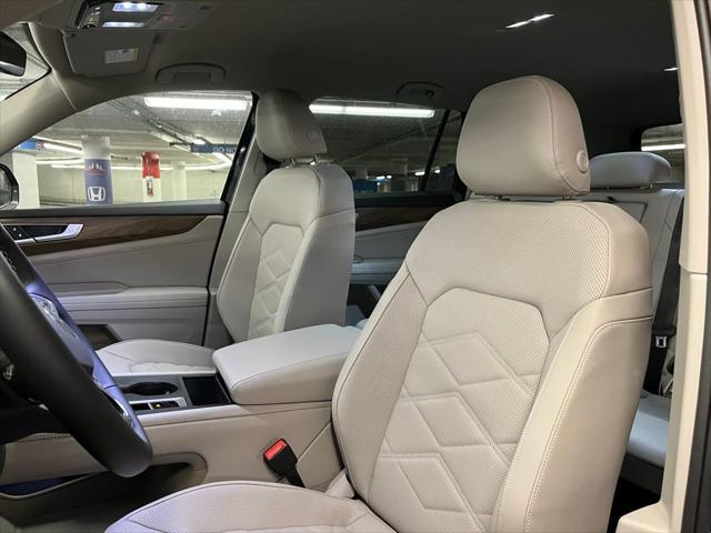 new 2025 Volkswagen Atlas car