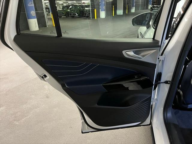 new 2025 Volkswagen ID.4 car, priced at $51,825