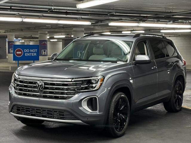 new 2024 Volkswagen Atlas car, priced at $39,195