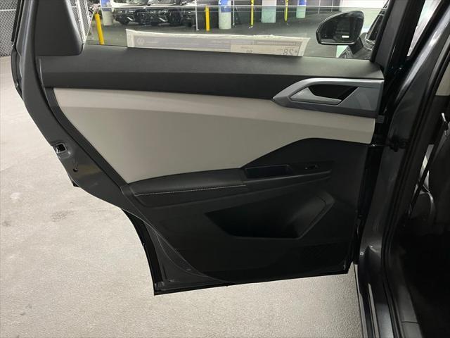 new 2025 Volkswagen Taos car