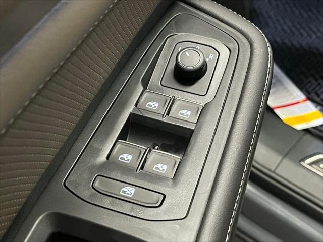 new 2025 Volkswagen Atlas car, priced at $48,225