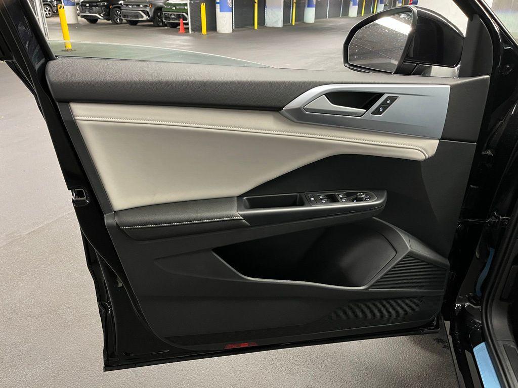 new 2025 Volkswagen Taos car, priced at $30,001