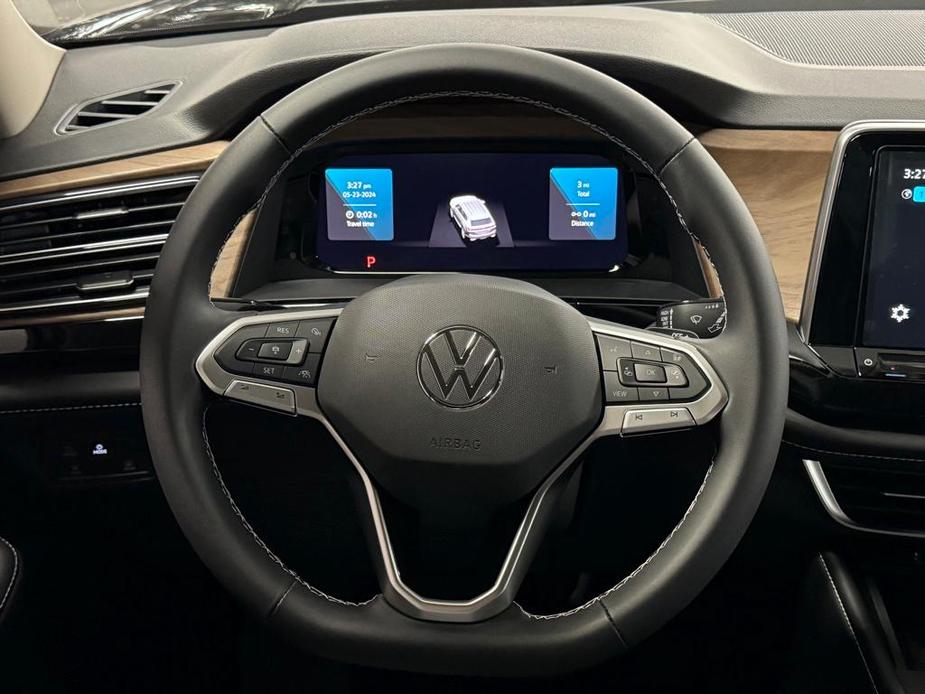 new 2024 Volkswagen Atlas car, priced at $38,078
