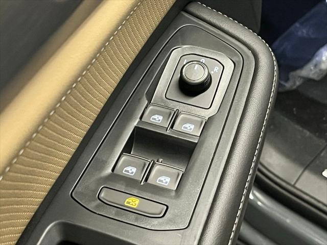 new 2025 Volkswagen Atlas Cross Sport car, priced at $43,457