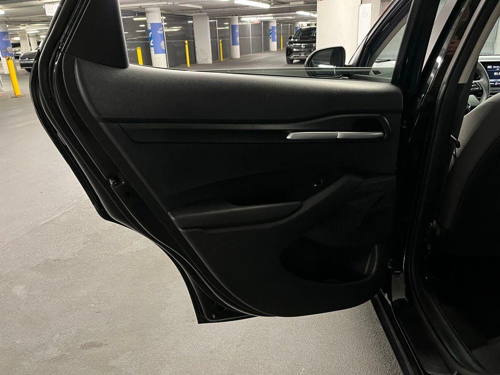 used 2024 Kia Seltos car, priced at $21,000