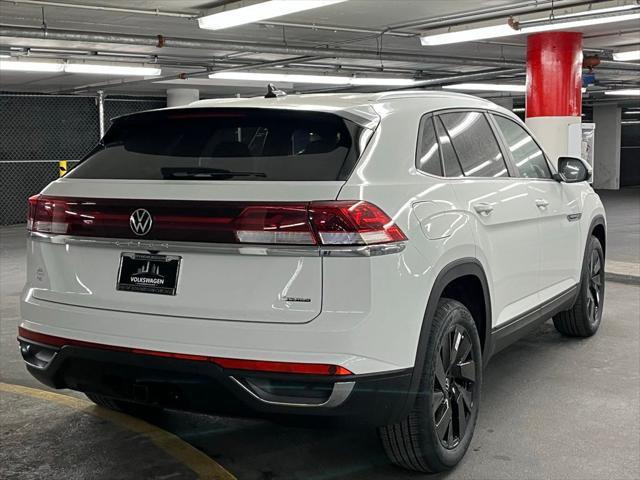 new 2025 Volkswagen Atlas Cross Sport car, priced at $42,175