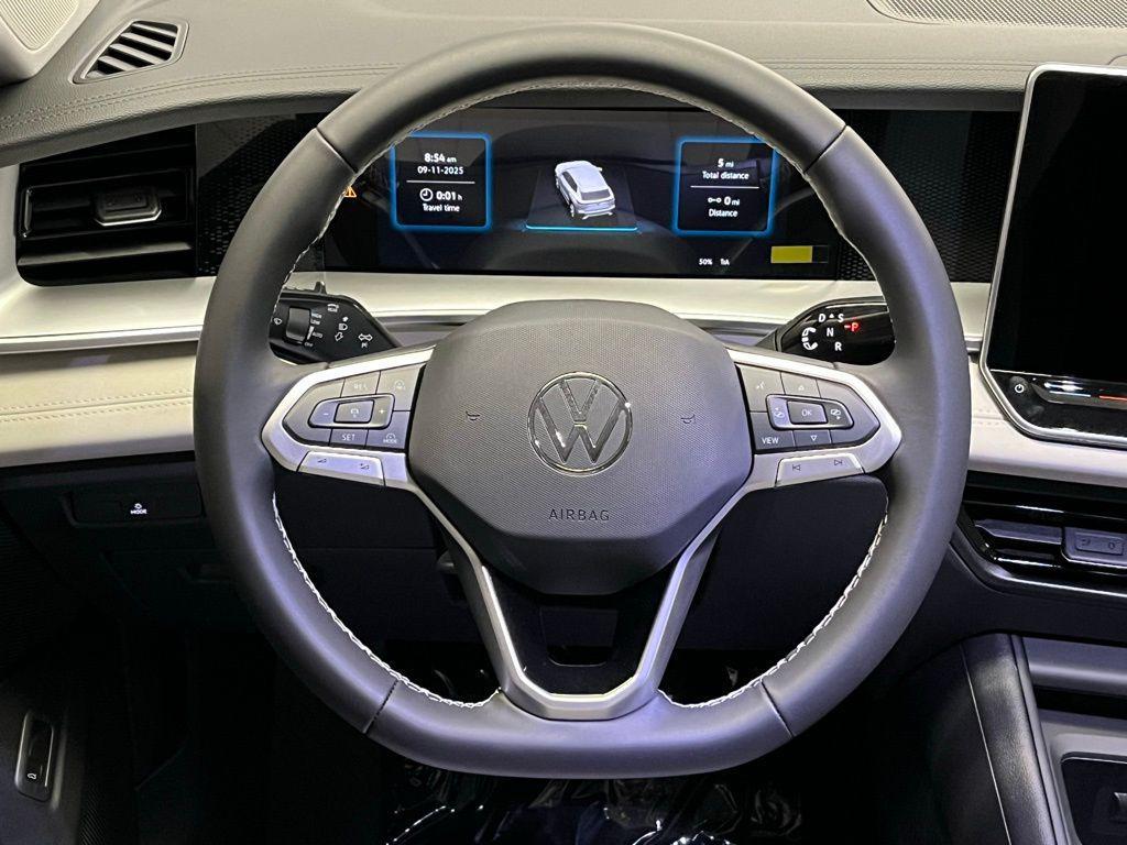 new 2025 Volkswagen Tiguan car, priced at $33,808