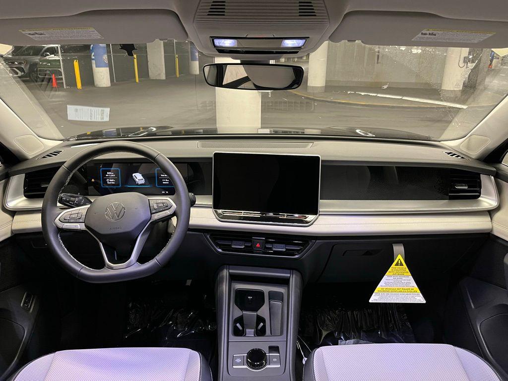 new 2025 Volkswagen Tiguan car, priced at $33,808