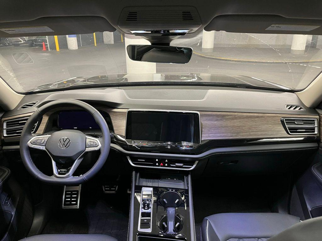 new 2026 Volkswagen Atlas car, priced at $57,766