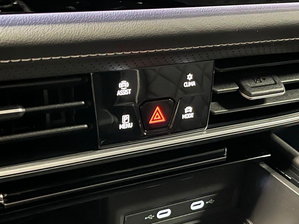 new 2026 Volkswagen Atlas car, priced at $57,766