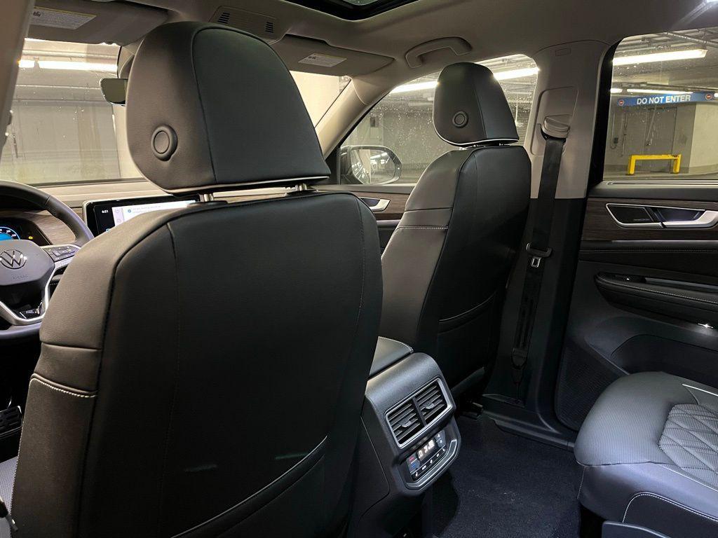 new 2026 Volkswagen Atlas car, priced at $57,766