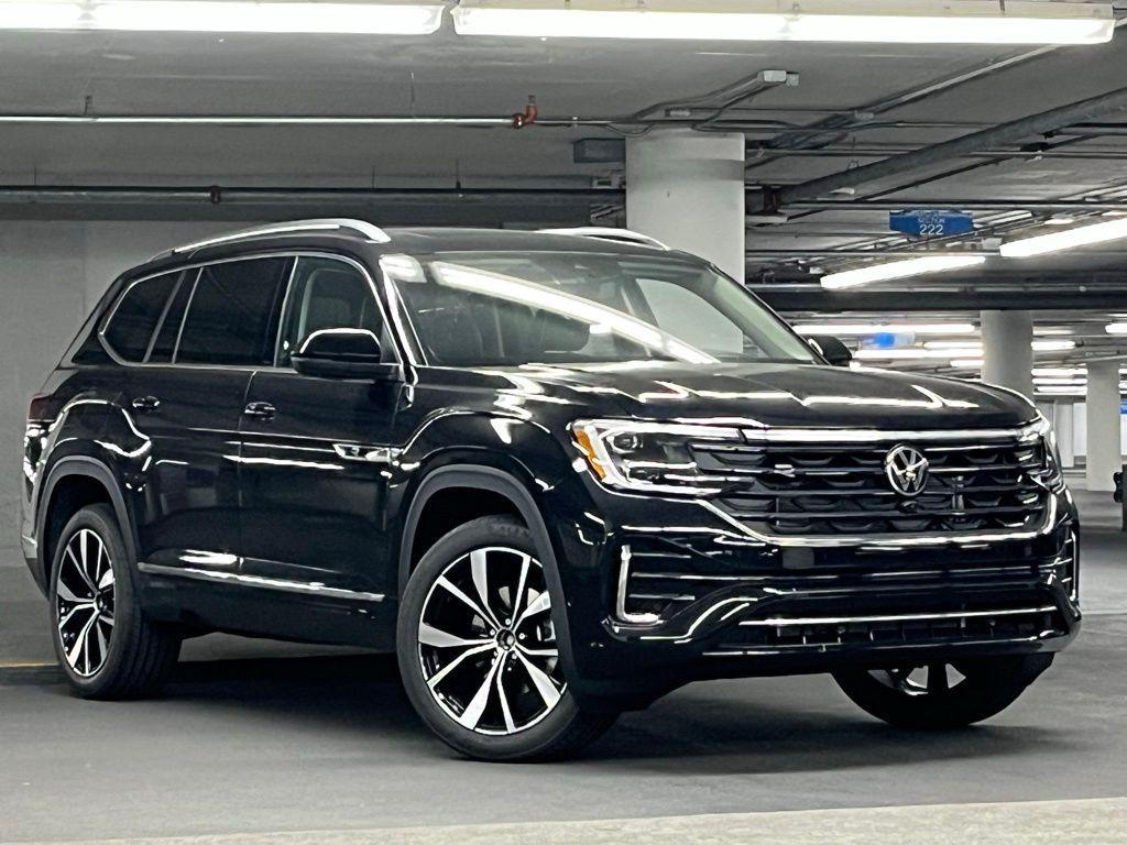 new 2026 Volkswagen Atlas car, priced at $57,766