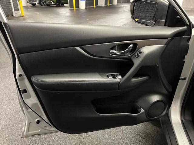 used 2016 Nissan Rogue car, priced at $9,900