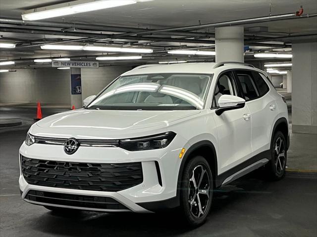 new 2025 Volkswagen Tiguan car, priced at $35,128