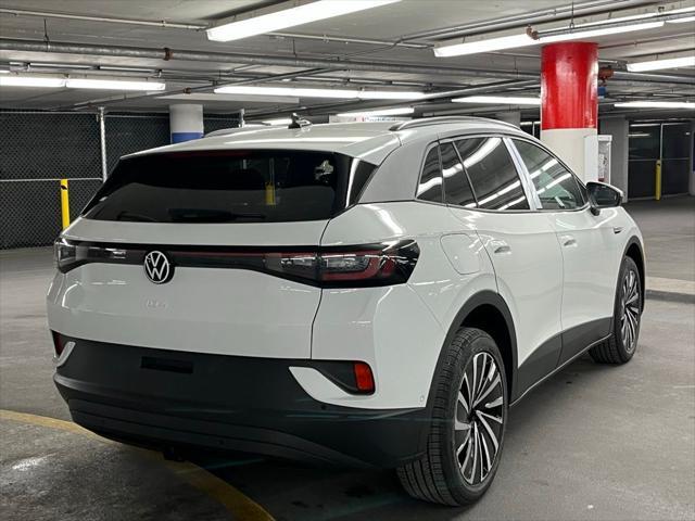 new 2025 Volkswagen ID.4 car, priced at $45,975