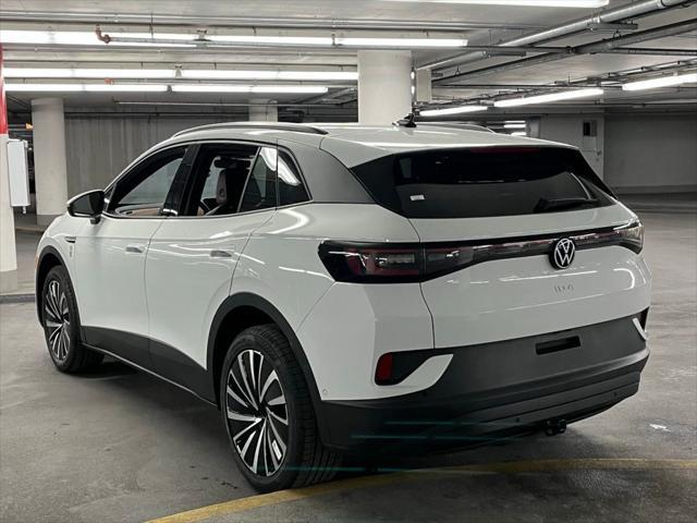 new 2025 Volkswagen ID.4 car, priced at $45,975