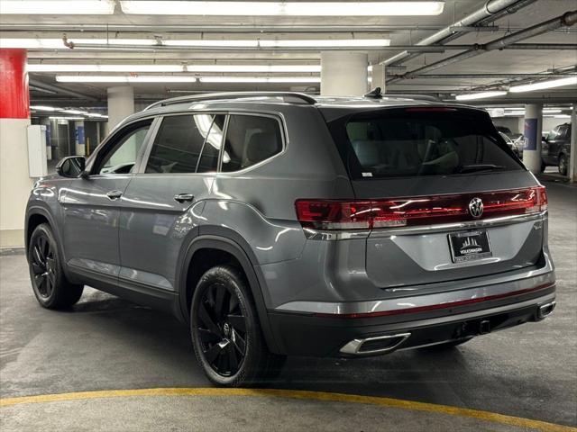 new 2024 Volkswagen Atlas car, priced at $38,695