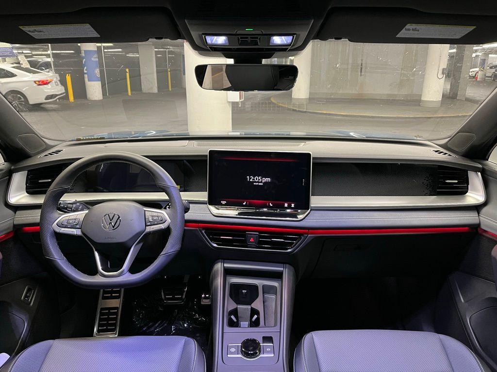 new 2025 Volkswagen Tiguan car, priced at $39,310