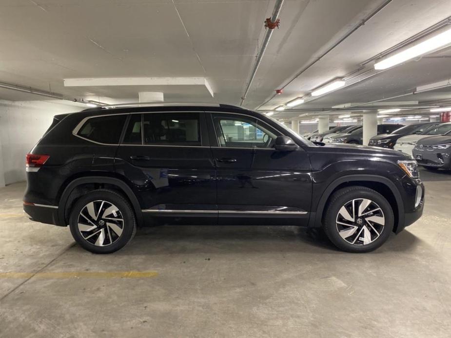 new 2024 Volkswagen Atlas car, priced at $46,444