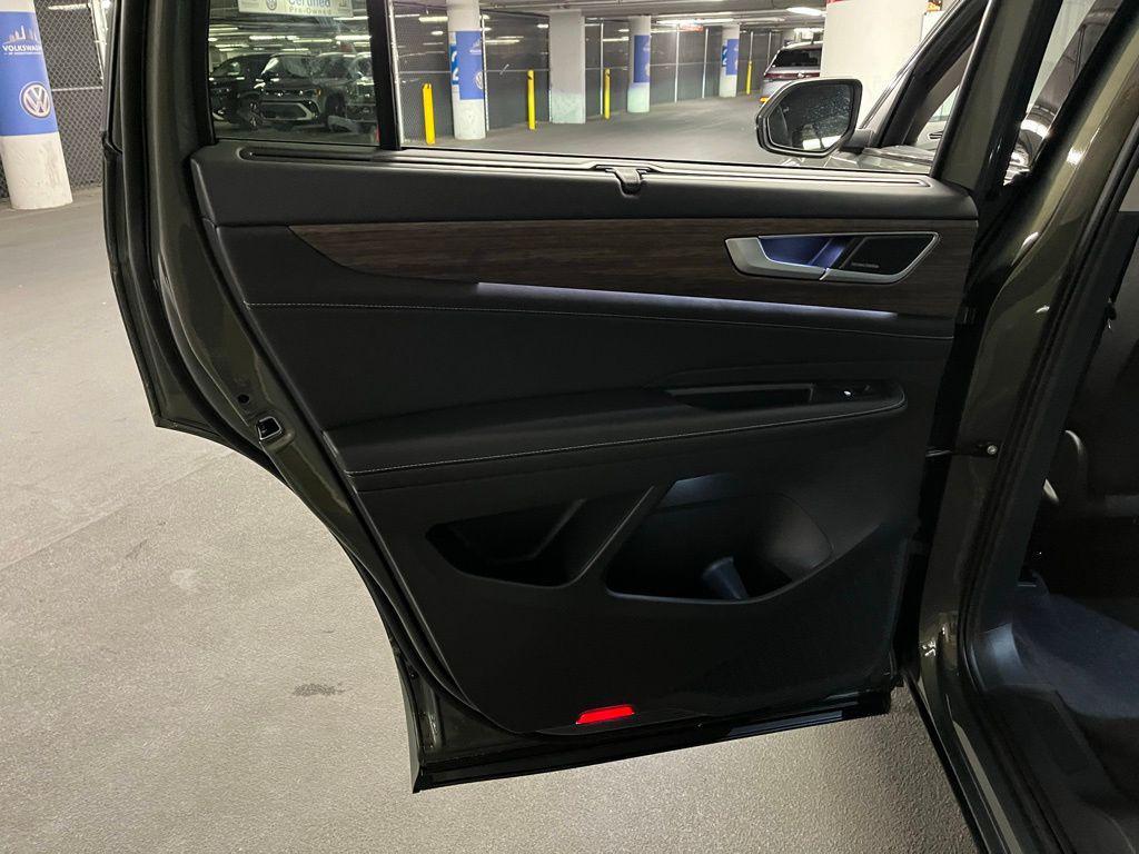 new 2026 Volkswagen Atlas car, priced at $56,715