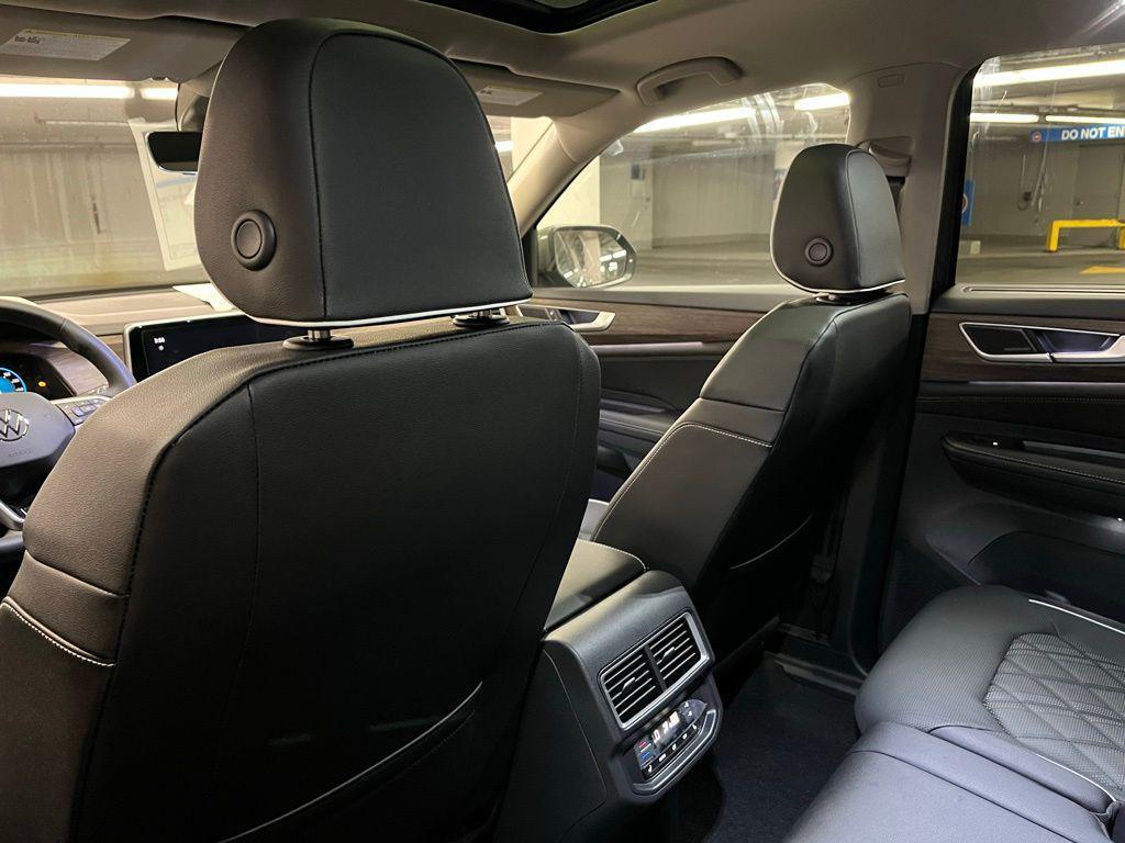 new 2026 Volkswagen Atlas car, priced at $56,715