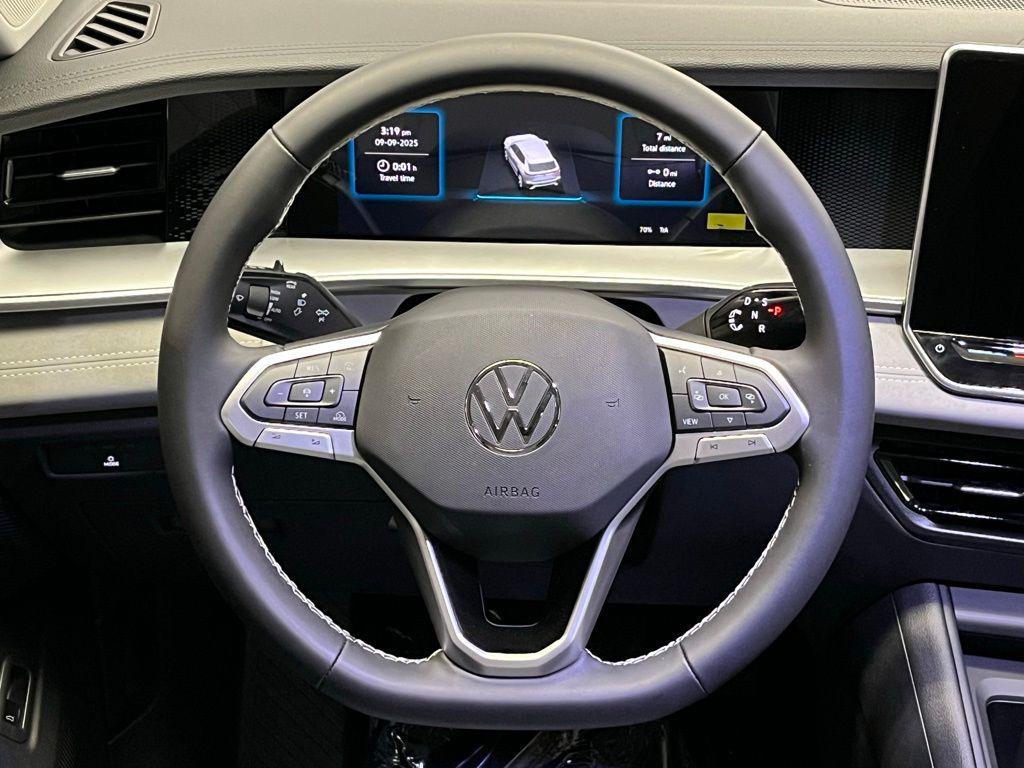 new 2025 Volkswagen Tiguan car, priced at $36,526