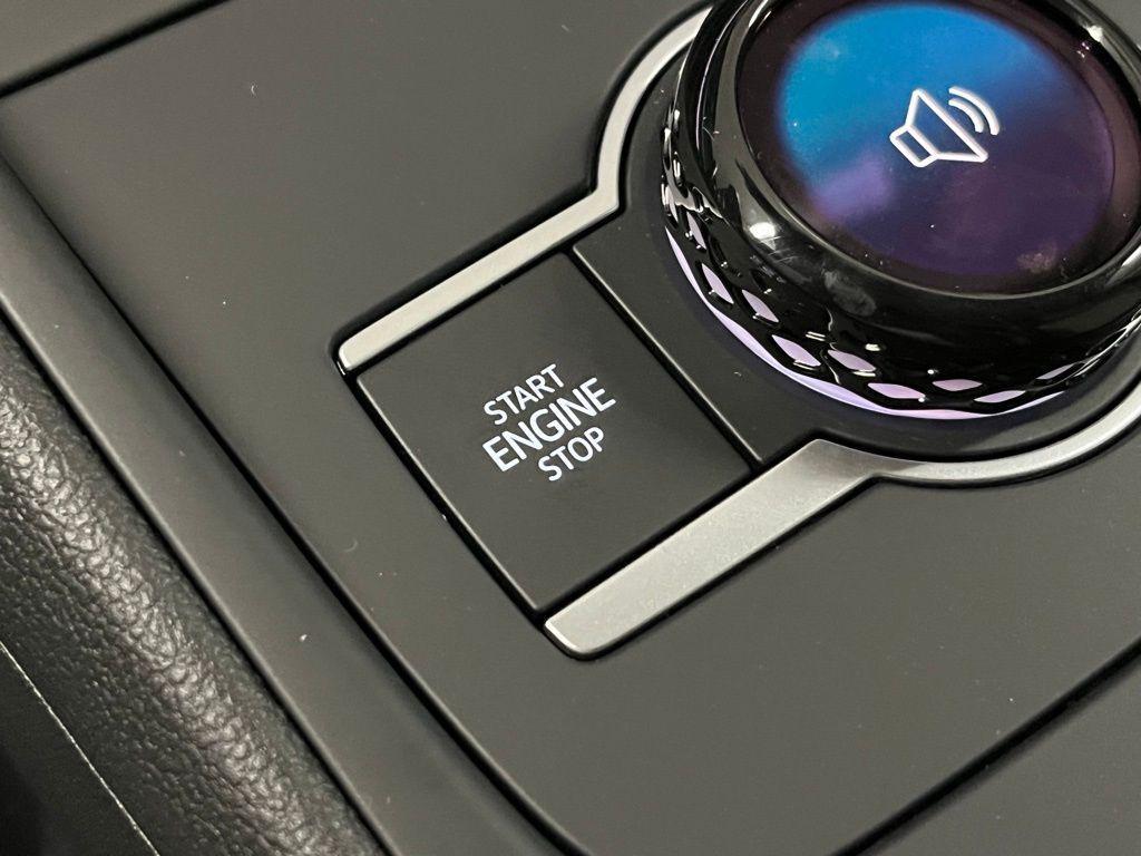 new 2025 Volkswagen Tiguan car, priced at $36,526