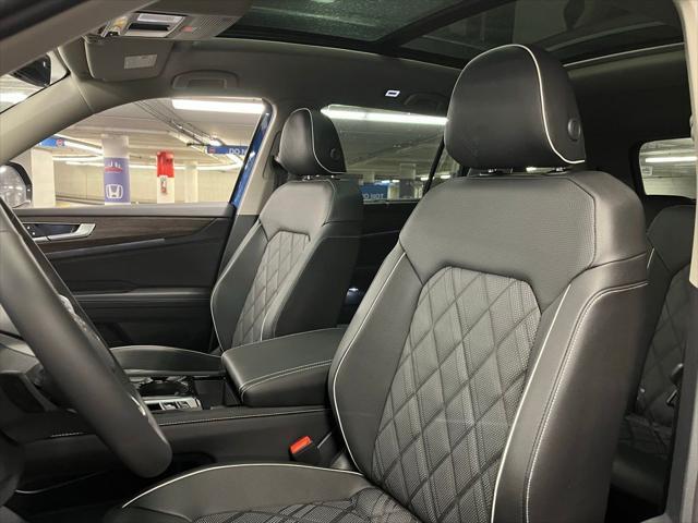 new 2025 Volkswagen Atlas car, priced at $51,765