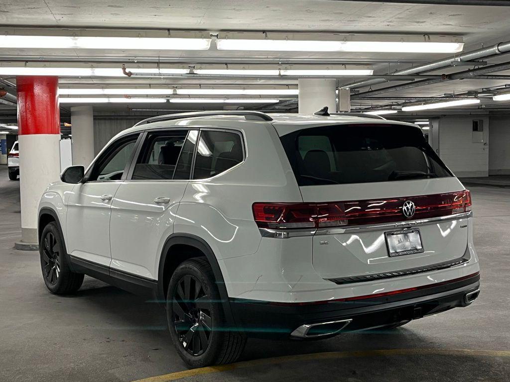 new 2025 Volkswagen Atlas car, priced at $39,789