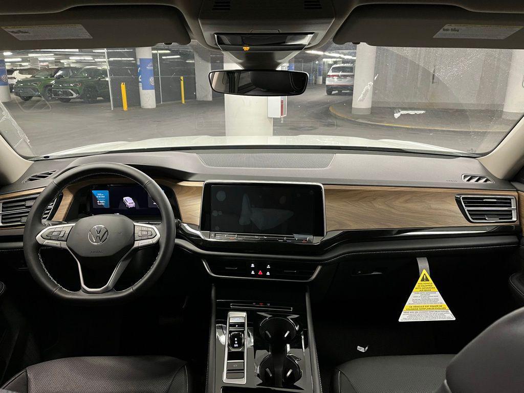 new 2025 Volkswagen Atlas car, priced at $39,789