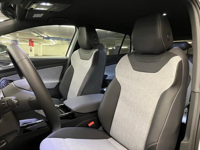 new 2025 Volkswagen ID.4 car, priced at $46,414