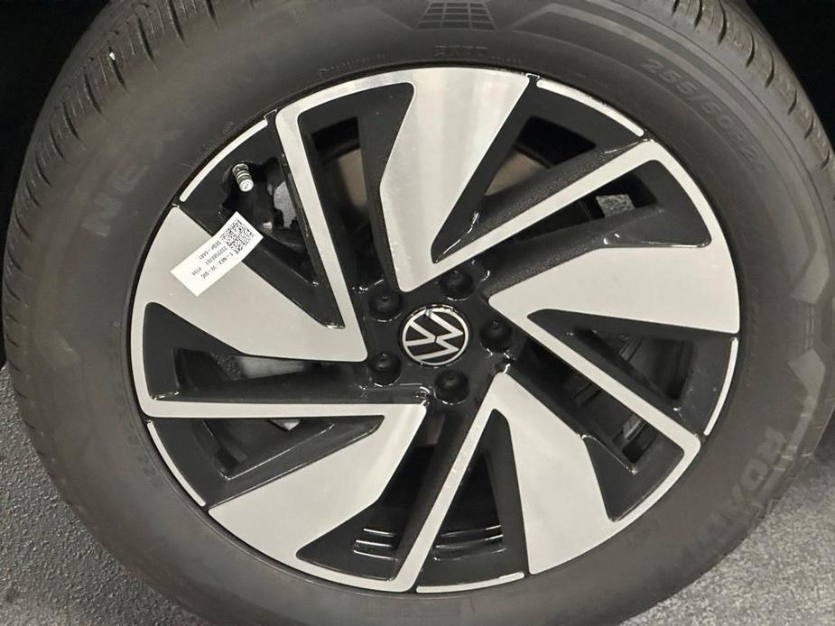 new 2024 Volkswagen Atlas car, priced at $46,634