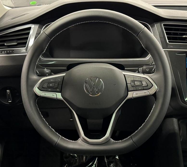 new 2024 Volkswagen Tiguan car, priced at $33,701