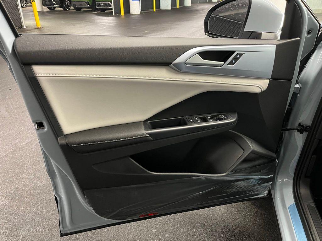 new 2025 Volkswagen Taos car, priced at $30,444