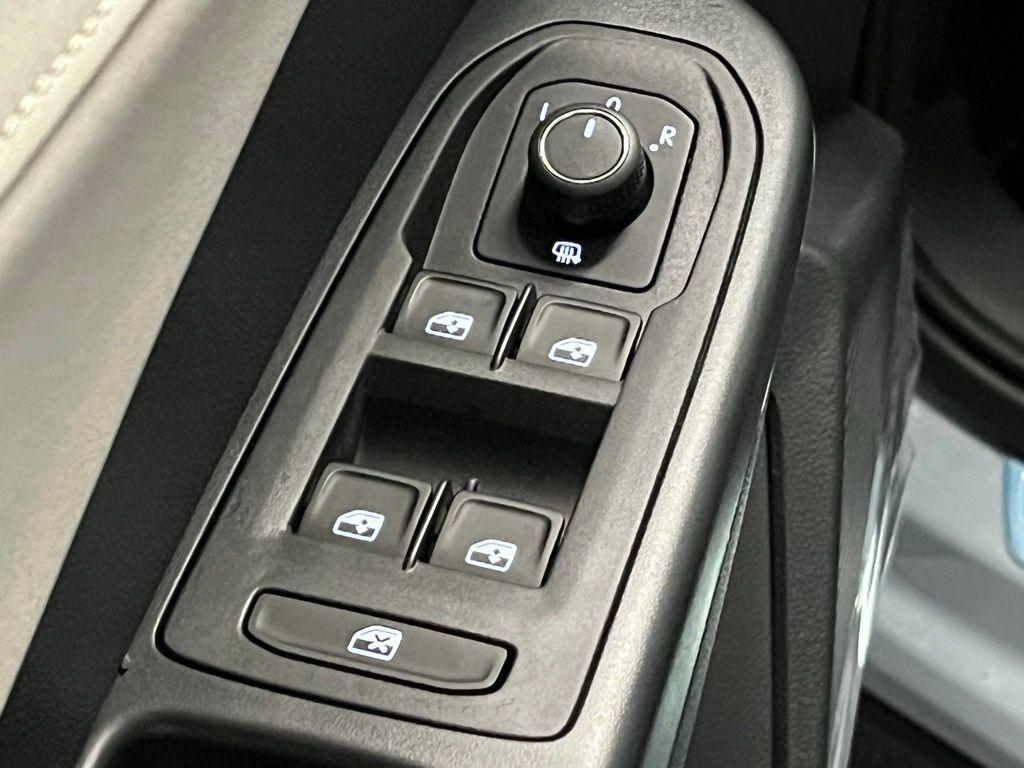 new 2025 Volkswagen Taos car, priced at $30,444