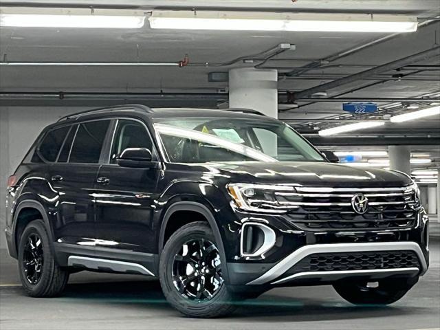 new 2025 Volkswagen Atlas car, priced at $44,833