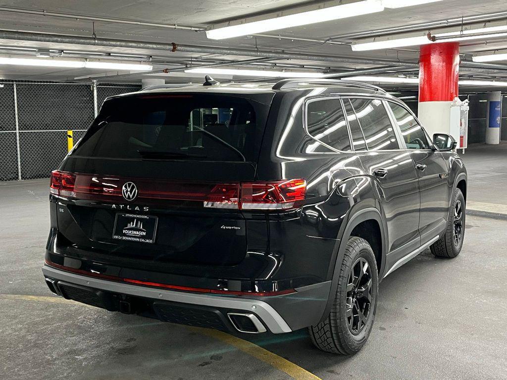 new 2025 Volkswagen Atlas car, priced at $41,083