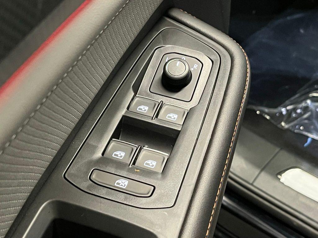 new 2025 Volkswagen Atlas car, priced at $41,083