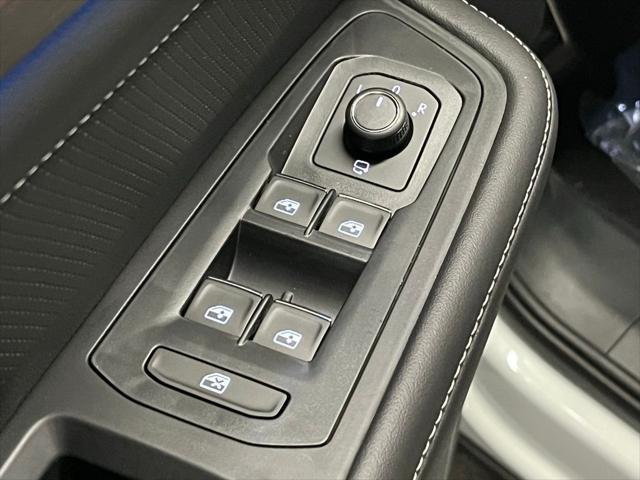 new 2025 Volkswagen Atlas car, priced at $53,403