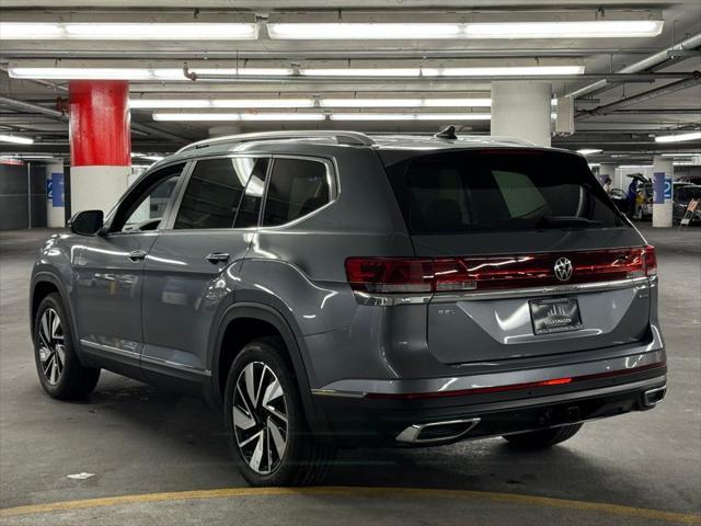 new 2024 Volkswagen Atlas car, priced at $42,134