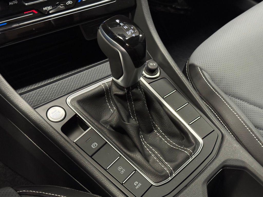 new 2025 Volkswagen Jetta car, priced at $29,030