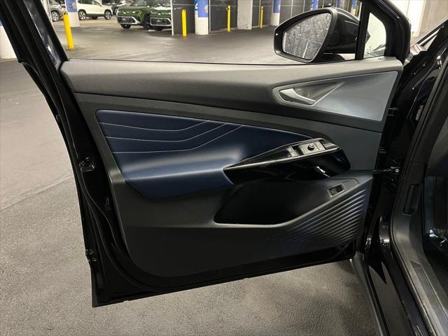 new 2025 Volkswagen ID.4 car, priced at $49,597