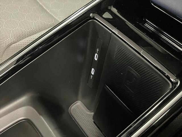 new 2025 Volkswagen ID.4 car, priced at $49,597