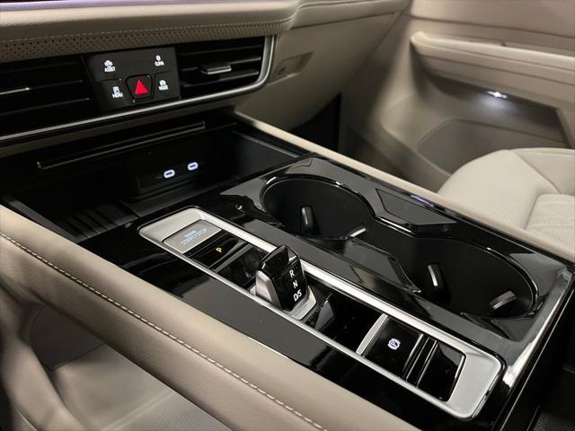 new 2025 Volkswagen Atlas car, priced at $53,285