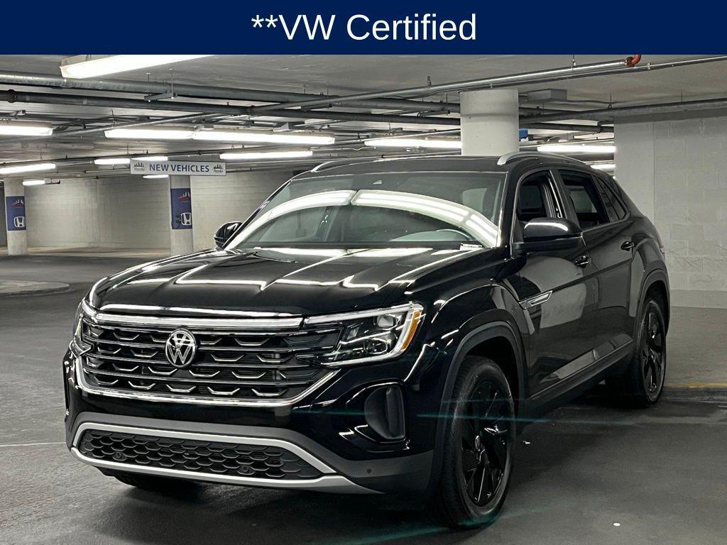 used 2025 Volkswagen Atlas Cross Sport car, priced at $38,000