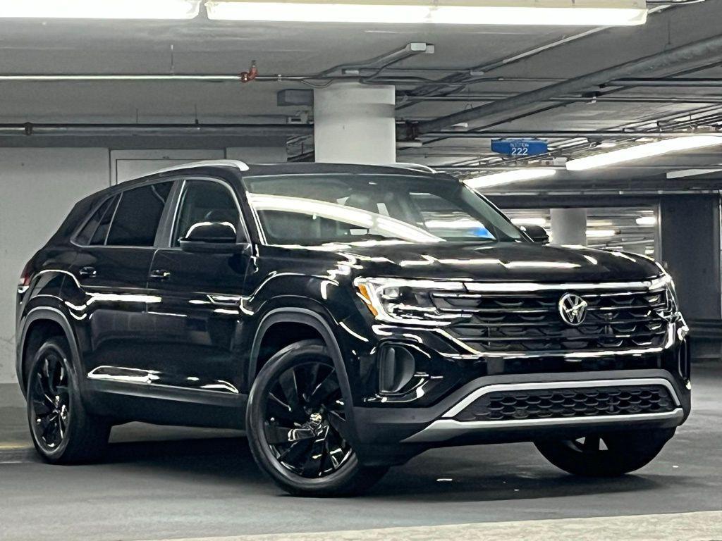 used 2025 Volkswagen Atlas Cross Sport car, priced at $38,000