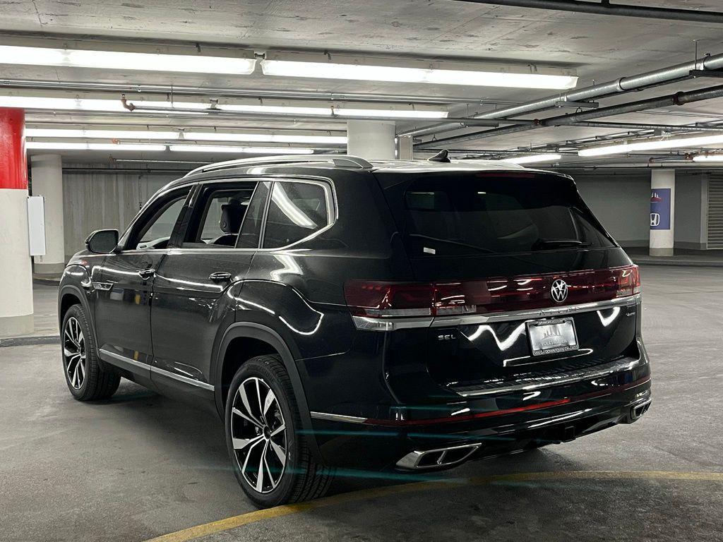 new 2025 Volkswagen Atlas car, priced at $49,264